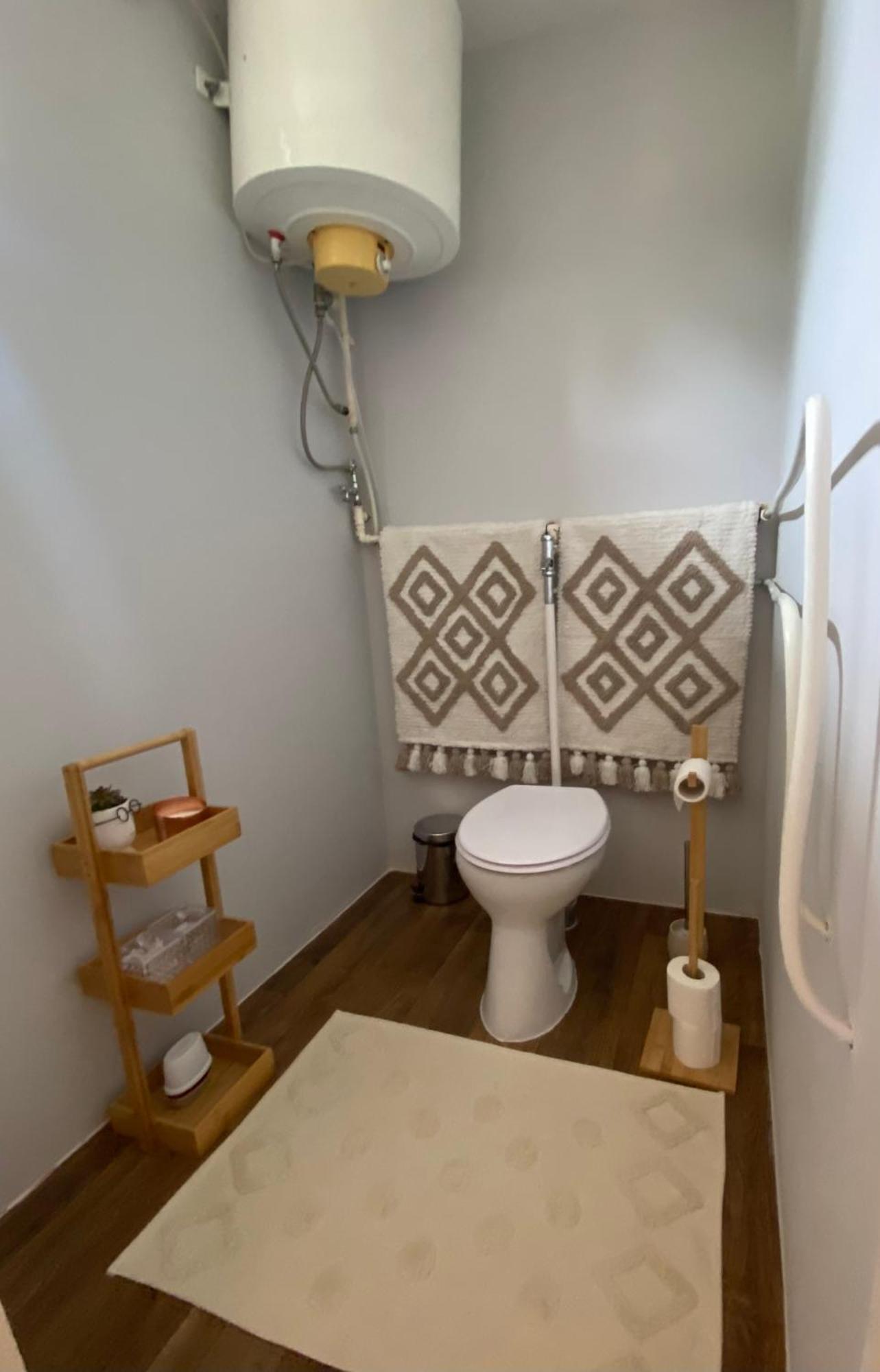 Summer Apartments Tiszakécske Екстериор снимка