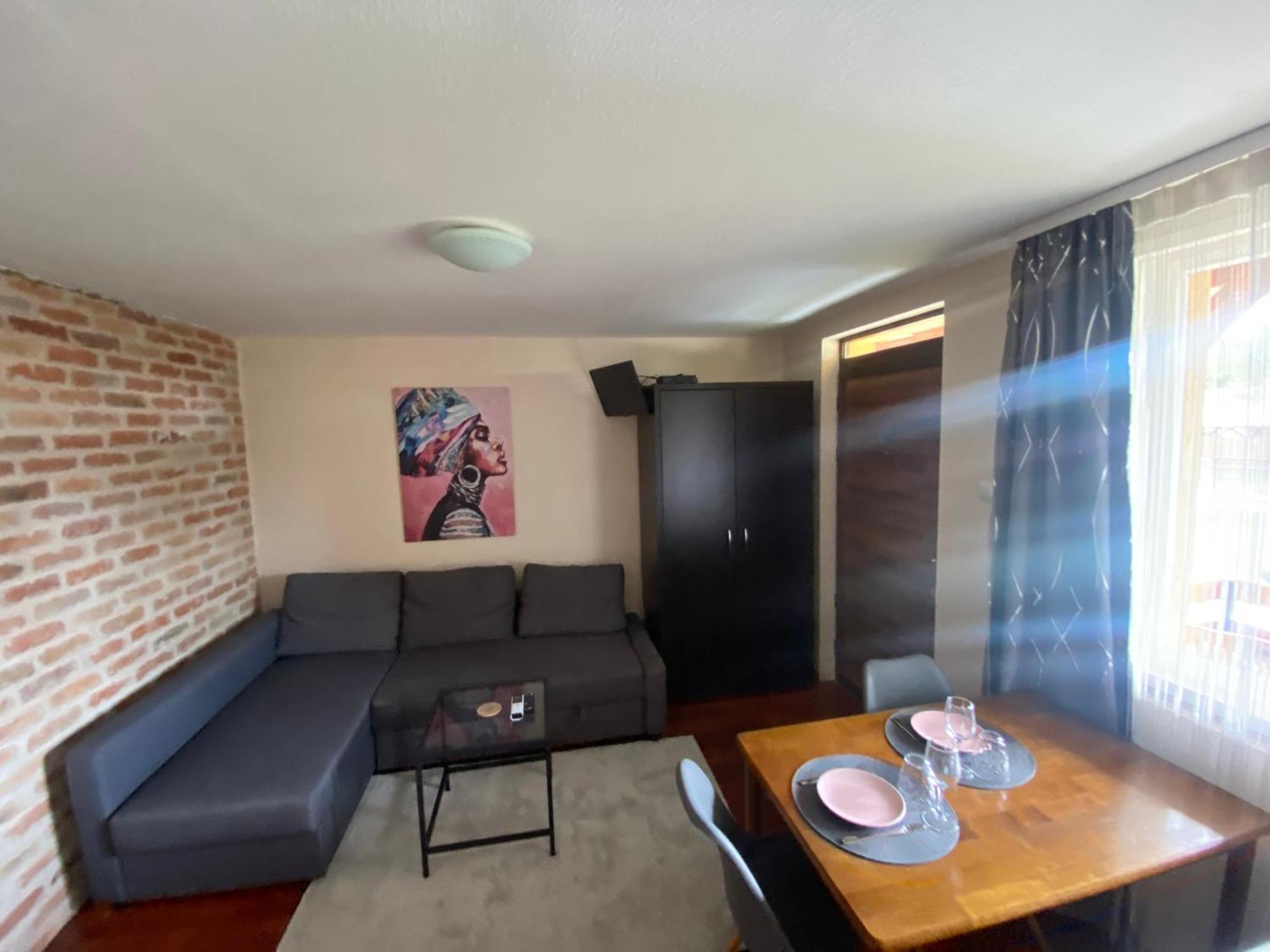 Summer Apartments Tiszakécske Екстериор снимка